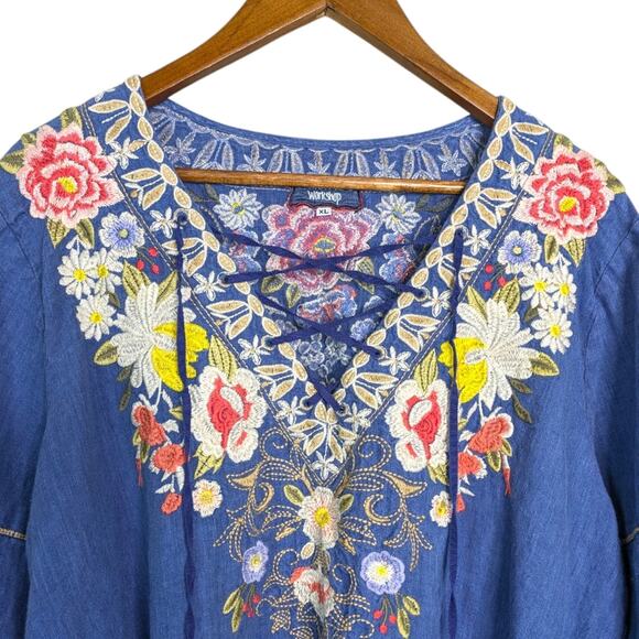 Johnny Was Kitti Dress XL 100% Linen Chambray Floral Embroidered Lace Up Bell Sl - Picture 2 of 11